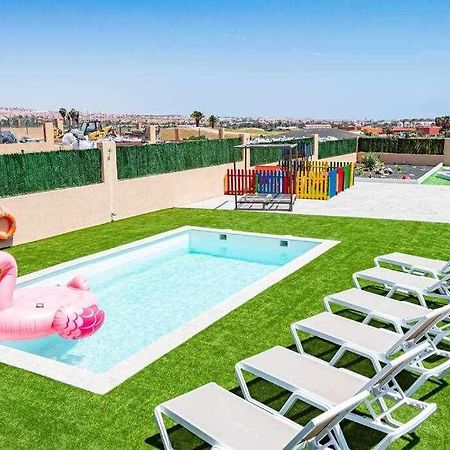 Villa Mini Golf カレタ・デ・フステ エクステリア 写真