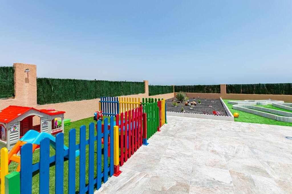 Villa Mini Golf カレタ・デ・フステ エクステリア 写真